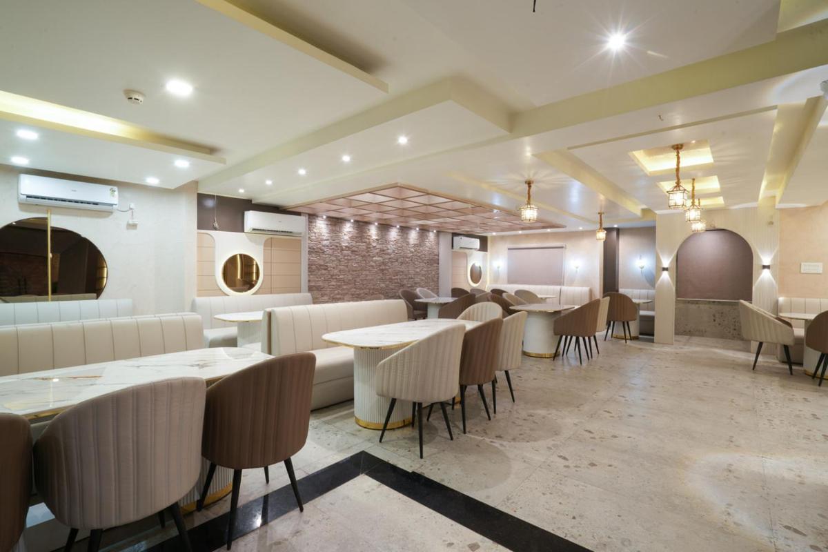 Hotel Square 36 Kota  Dış mekan fotoğraf